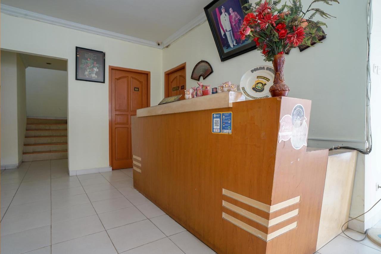 Oyo 2025 Wisma Musdalifa Palembang Extérieur photo